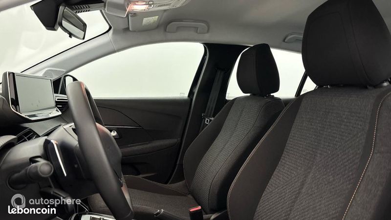 Peugeot 208 1.2 Hybrid 110ch Style e-DCS6 (image 12)