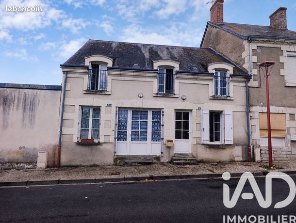 Immeuble 109 m² Heugnes