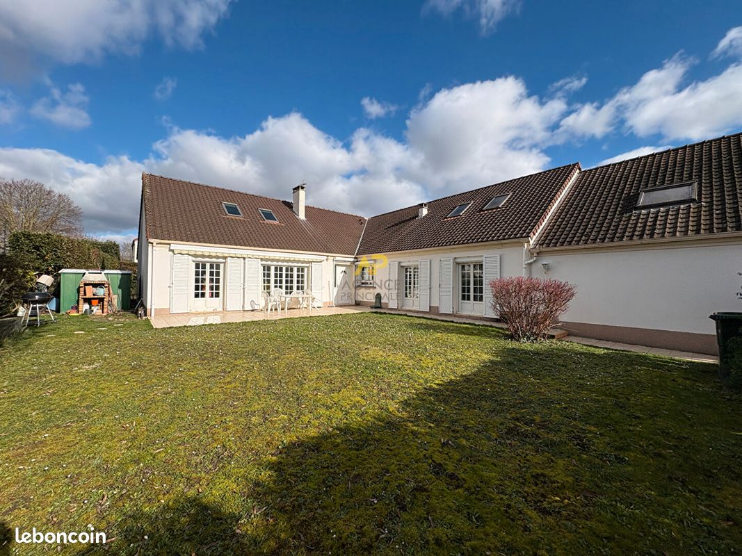 Maison 7 pièces 147 m² · à Cormeilles-en-Parisis · 147 m² · 465 000 €
