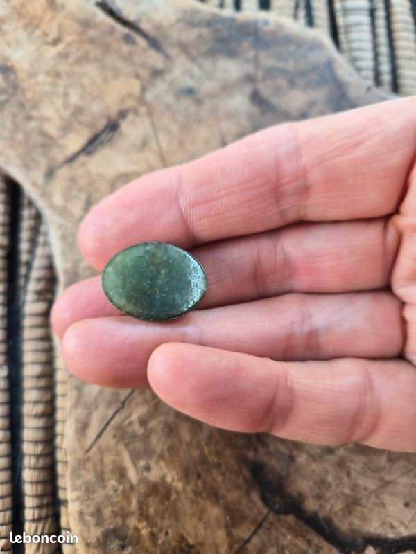 Cabochon pierre verte (image 3)