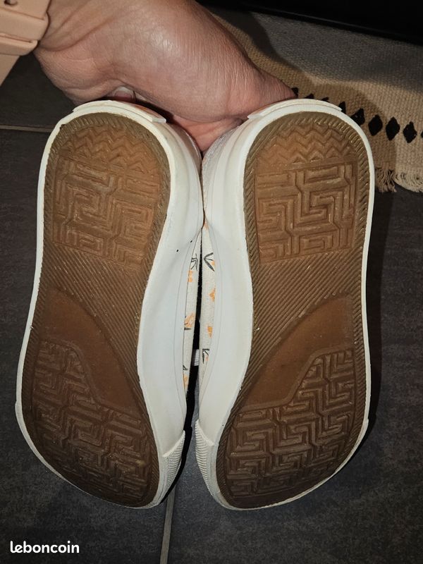 Chaussure fille p34 (image 4)