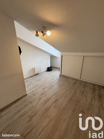 https://img.leboncoin.fr/api/v1/lbcpb1/images/cd/6f/6b/cd6f6b1144e2a4b6e10aecb102d1d0ff6be6d734.jpg?rule=ad-image