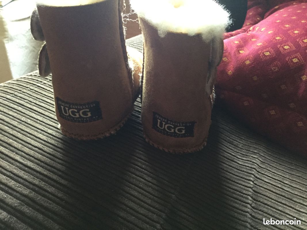 Chaussons bébé en peau et fourrure HUGG (image 3)