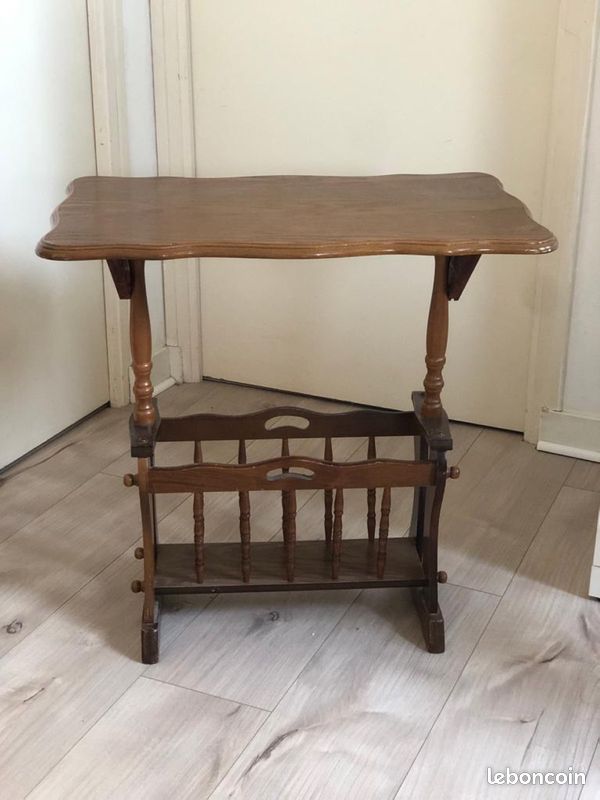 Table porte revue en bois (image 1)