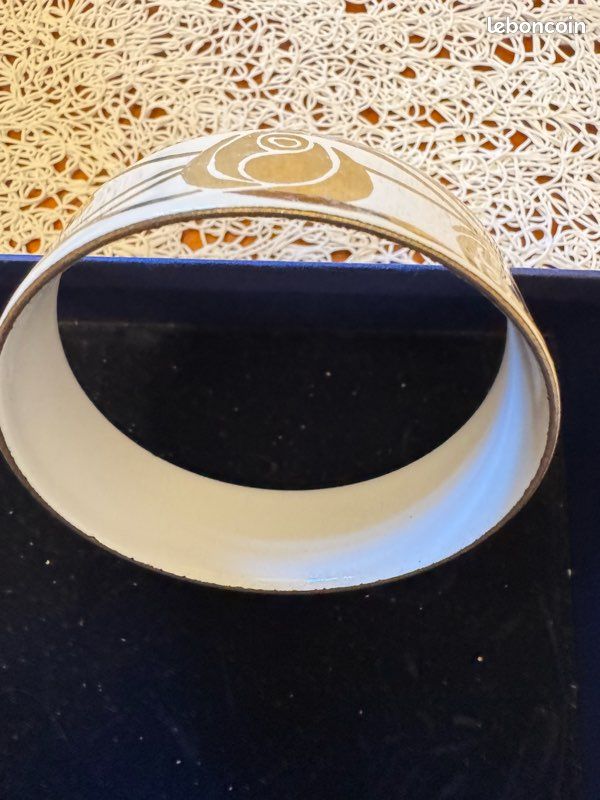 Bracelet (image 2)