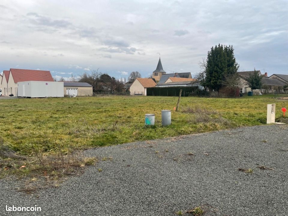 Terrain 454 m² · à Villaines-sous-Malicorne · 22 885 €