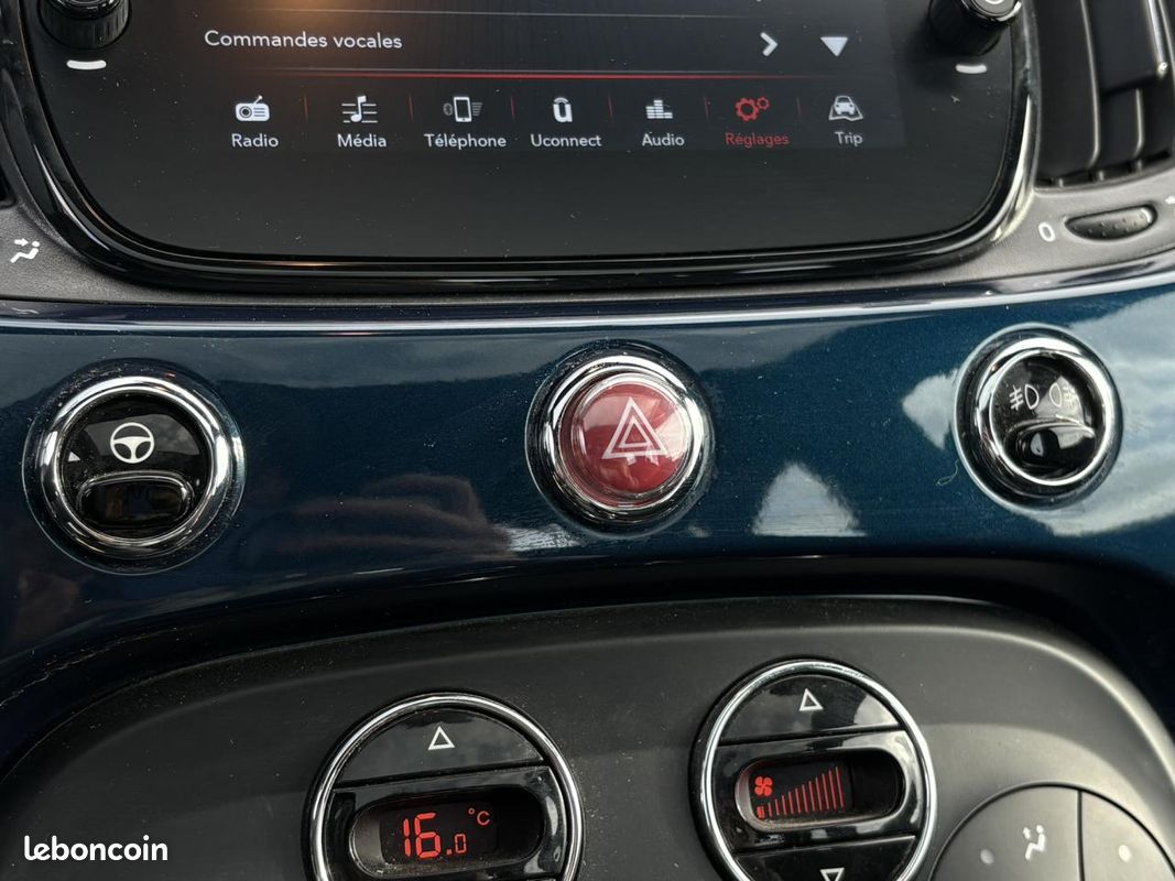 FIAT 500 Hybrid 70 avec Toit pano, Apple Car Play et Jantes alu 15\' (image 14)