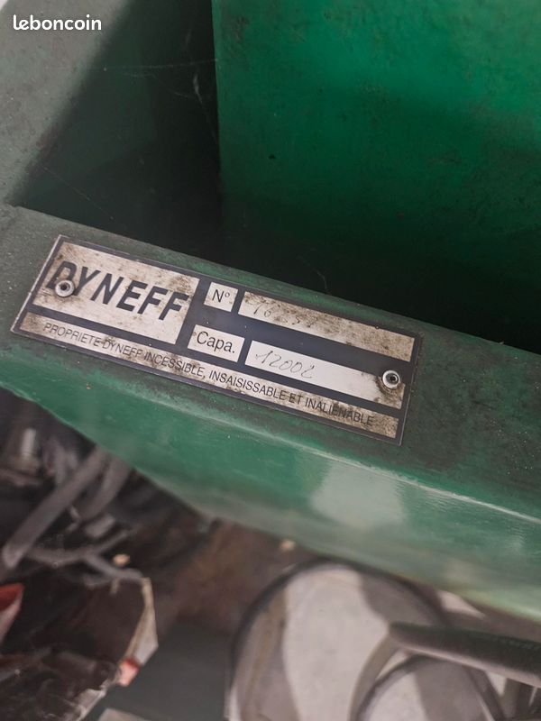 Cuve et pompe carburant (image 4)