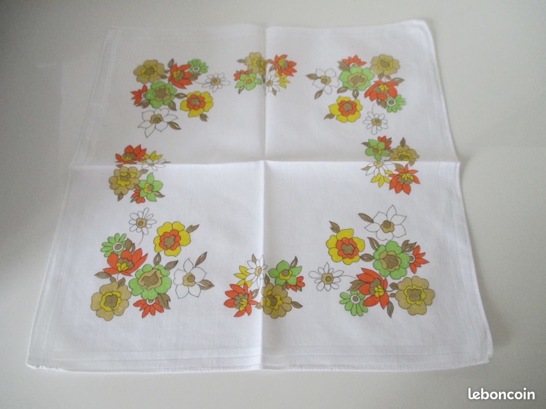 Lot 5 mouchoirs vintage années 60/70 - petits formats 25 cm - carreaux