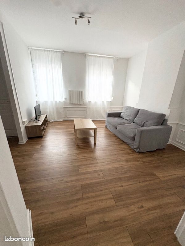 Appartement 2 pièces 47 m² · à Saint-Quentin · 47 m² · 560 €