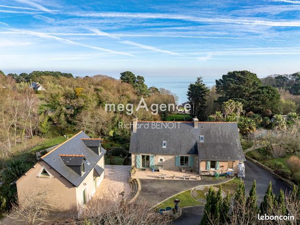 Propriété 11 pièces 254 m²