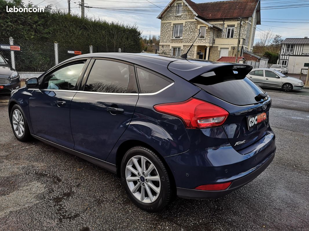 FORD Focus 1.0 SCTI ECOBOOST 125 TITANIUM (image 4)