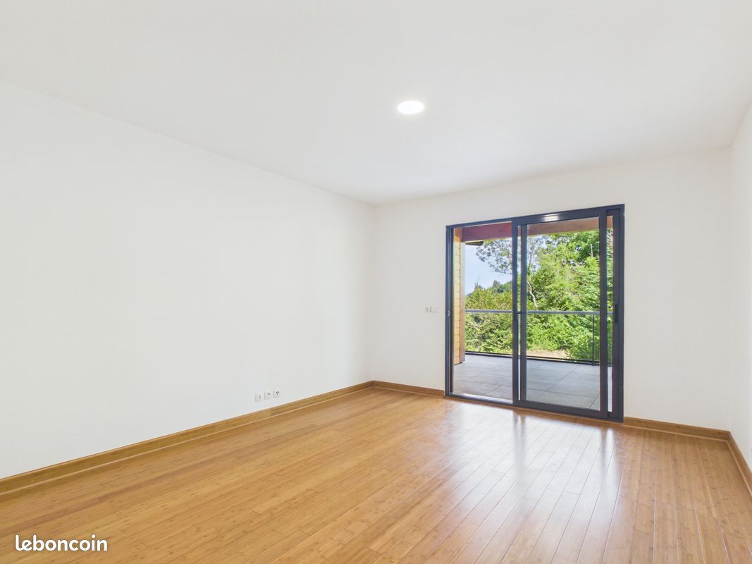 Propriété 7 pièces 339 m² (image 19)