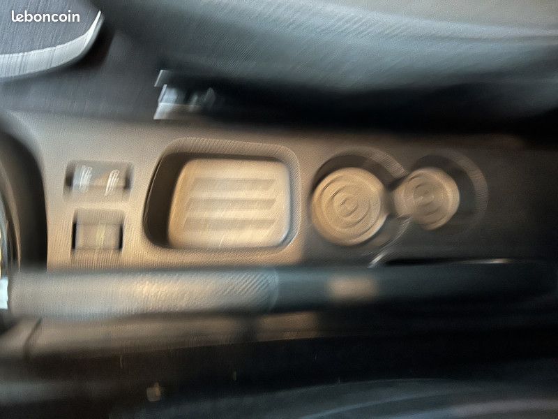 Renault CAPTUR 1.5 DCI 90CH ENERGY ARIZONA ECO² *CLIM AUTO *BLUETOOTH *REGULATEUR (image 15)