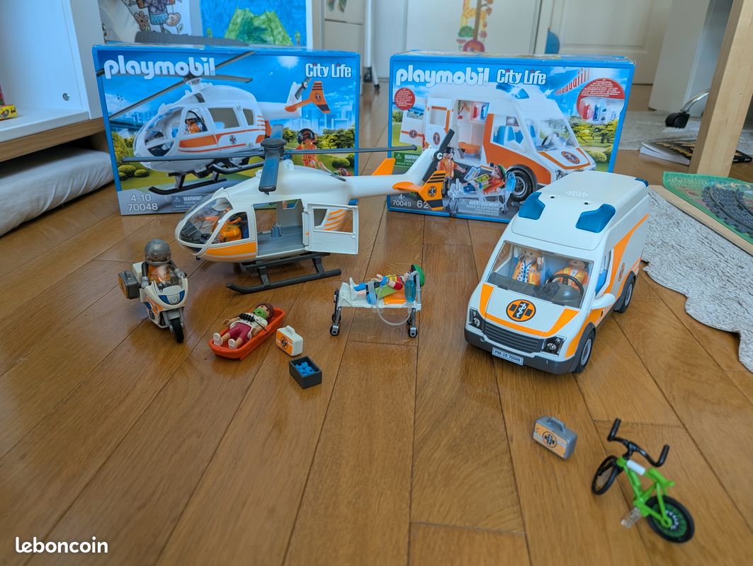 Ensemble urgentistes playmobil - moto, hélicoptère, ambulance (image 1)