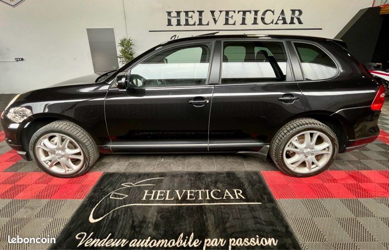 Porsche Cayenne S 4.8 V8 385 ch Tiptronic S – PASM – Toit ouvrant - attelage amovible – 135 000 km - Garantir (image 8)