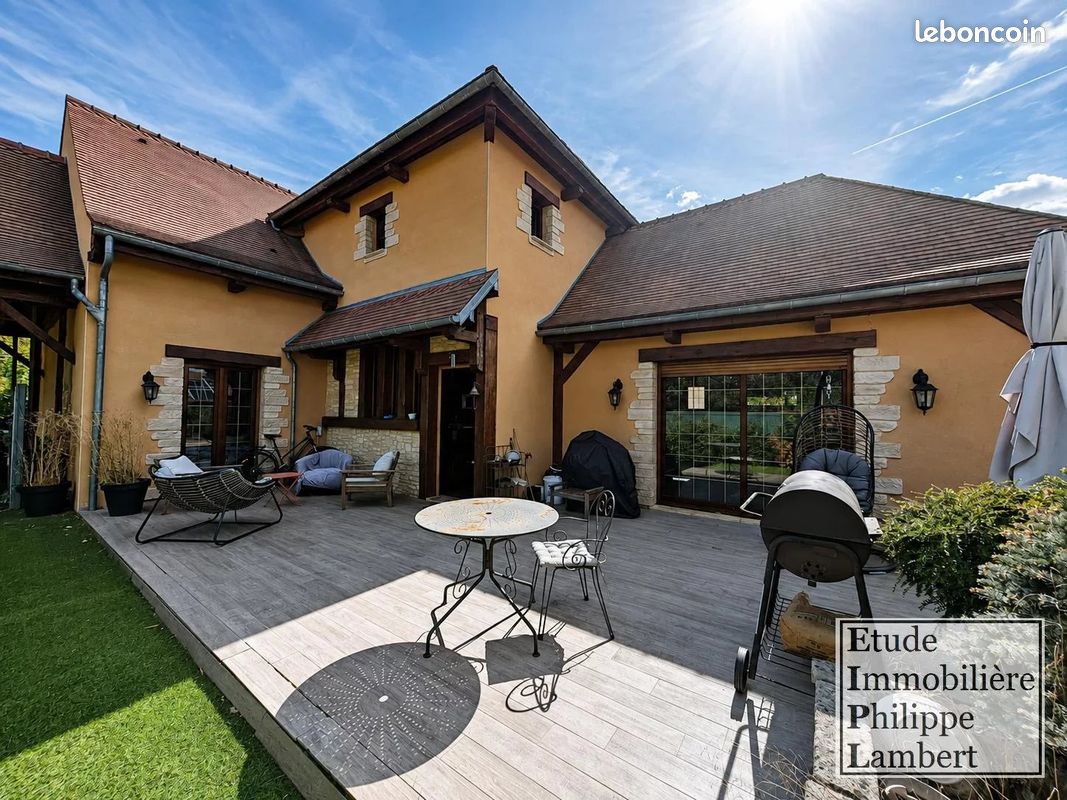 Maison 5 pièces 158 m² · à Bois-le-Roi · 158 m² · 620 000 €
