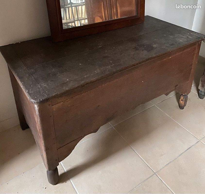 Coffre ameublement ancien (image 1)