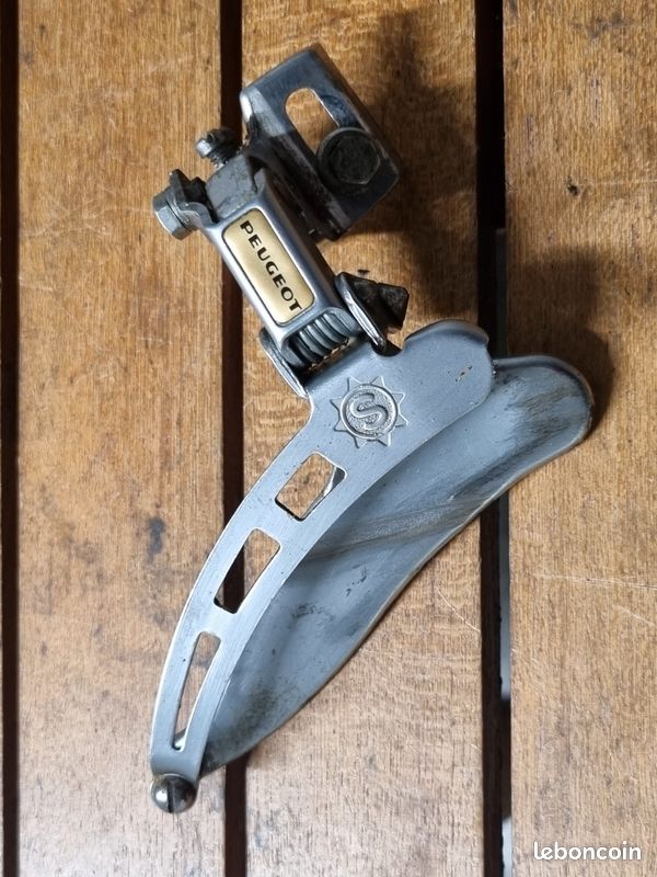 Campagnolo Daytona Front Derailleur Umwerfer TRIPLE (Gebraucht) in Luzern für CHF 15 - mit