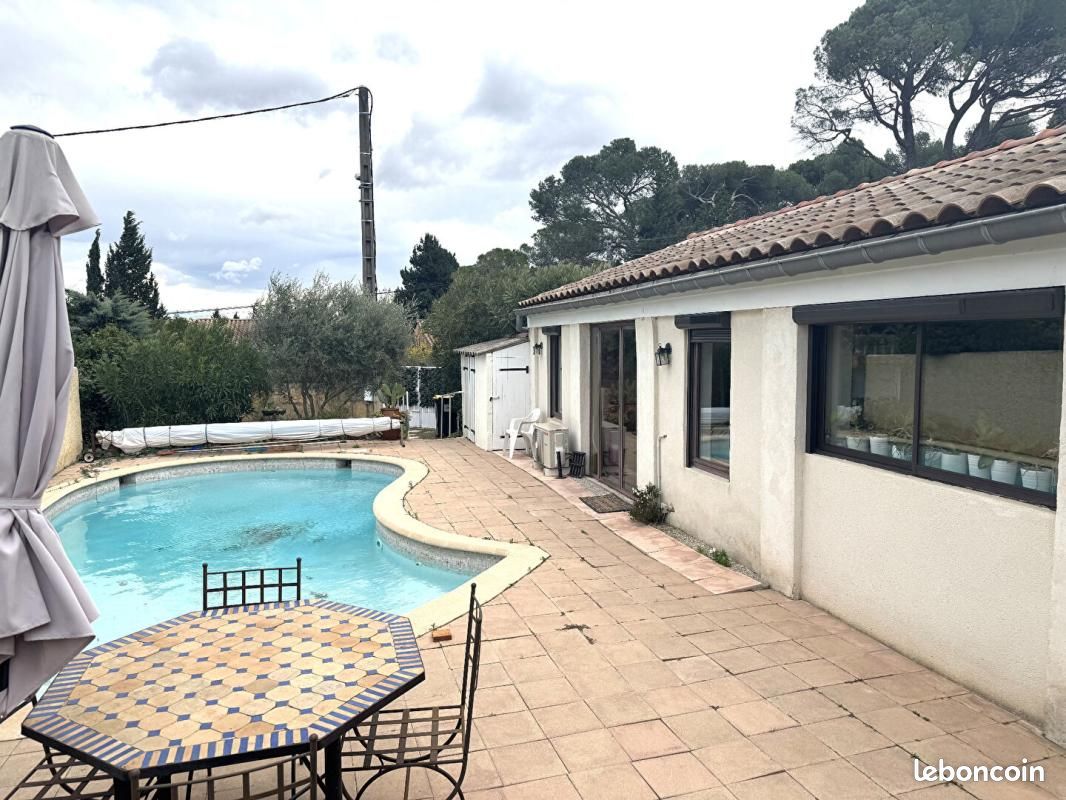 Maison 5 pièces 120 m² · à Villeneuve-lès-Avignon · 120 m² · 365 000 €