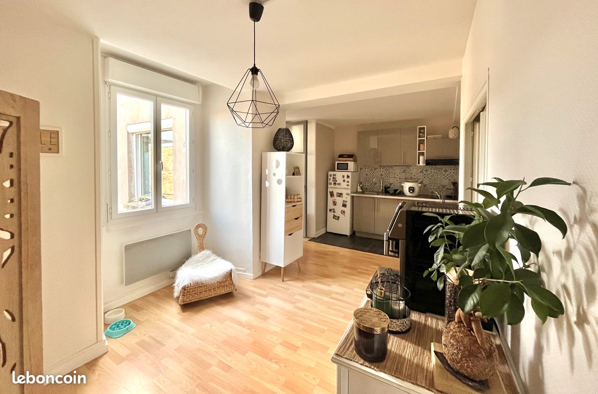 Appartement 7 pièces 54 m² · à Nozay · 54 m² · 650 €