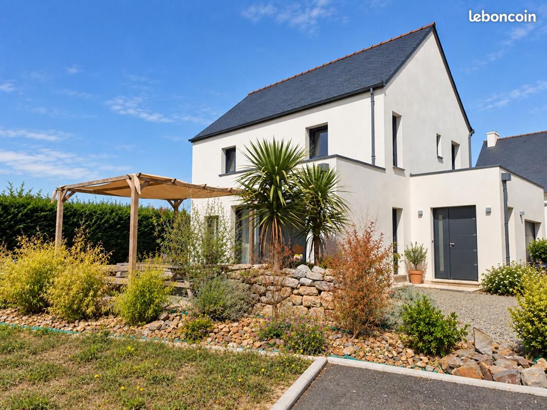 Maison 6 pièces 122 m² · à La Ville-Ès-Nonais · 122 m² · 395 000 €