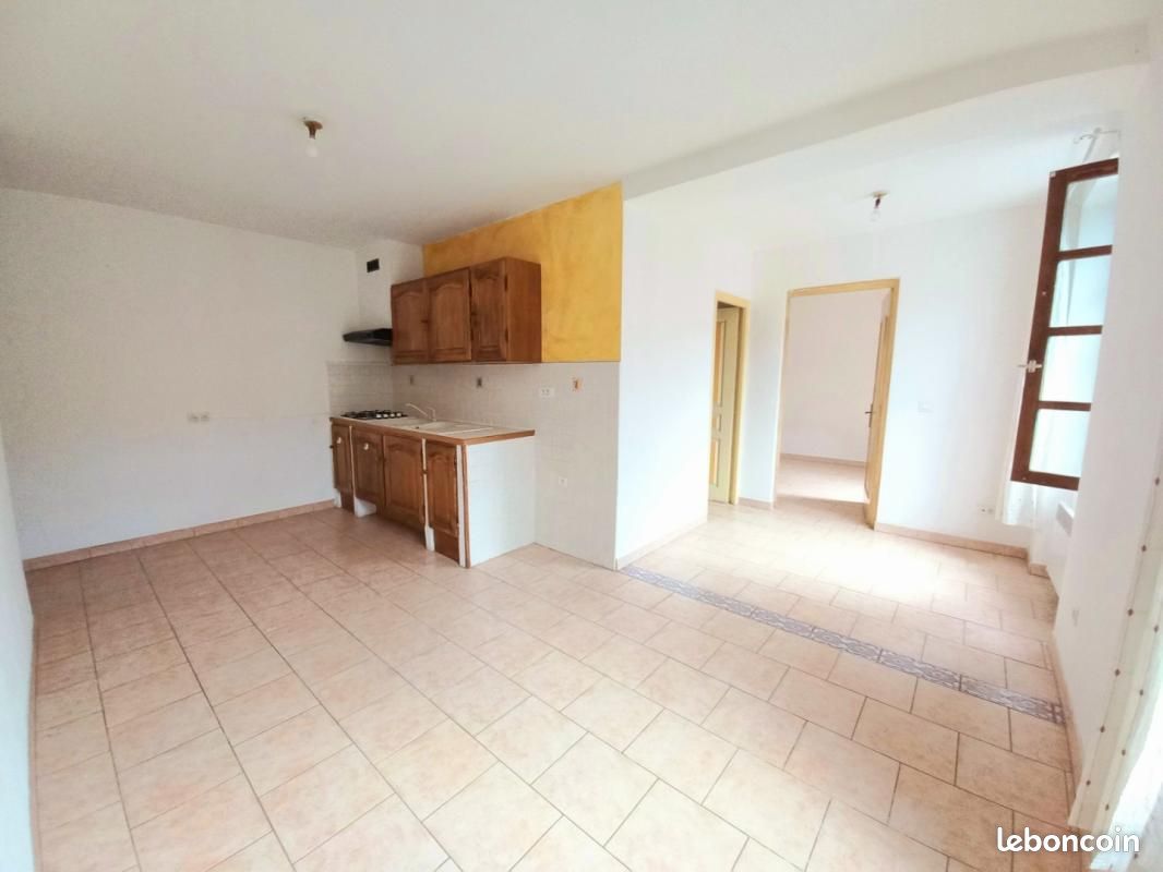 Appartement 2 pièces 40 m² · à Viviers · 40 m² · 420 €/mois