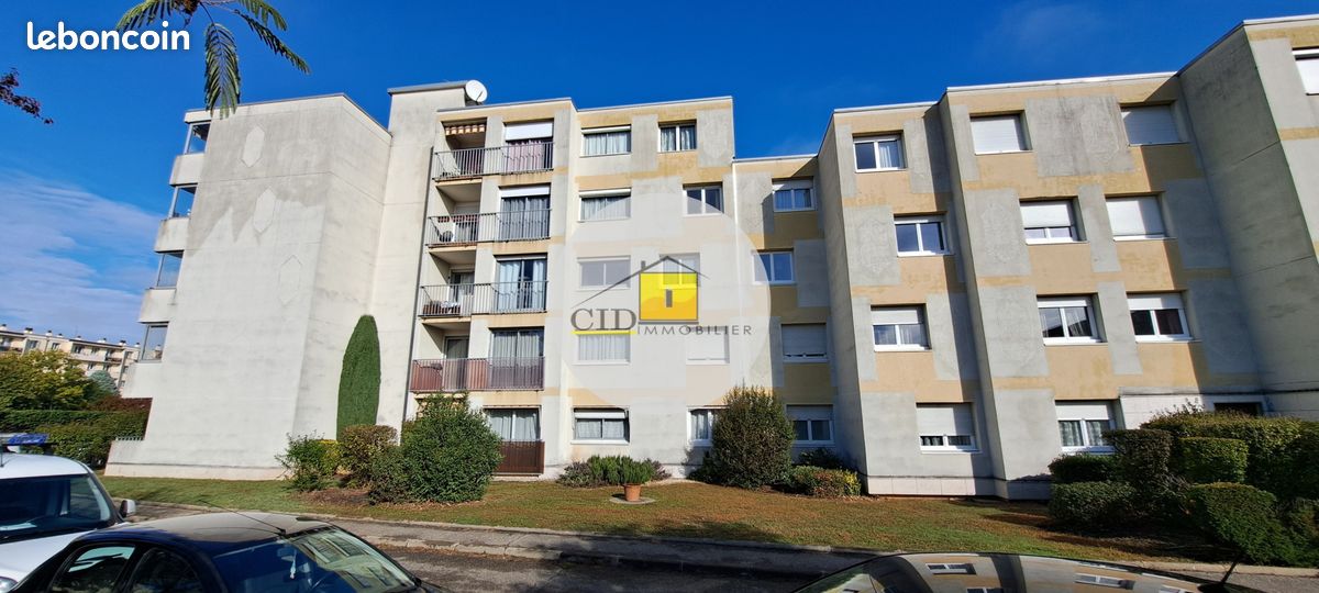 Appartement 4 pièces 83 m² · à Saint-Priest · 83 m² · 1 090 €/mois
