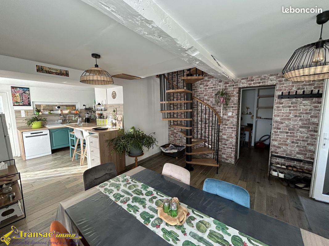 Maison 3 pièces 93 m² · à Paslières · 93 m² · 155 000 €
