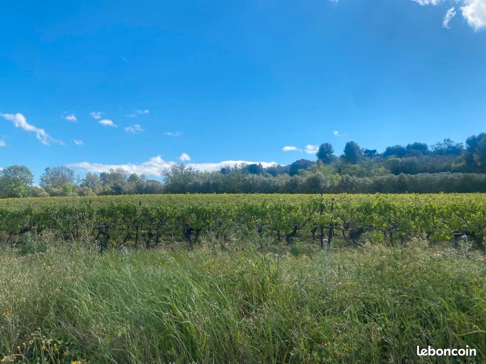 Terrain 680 m² Ginestas · 86 100 €