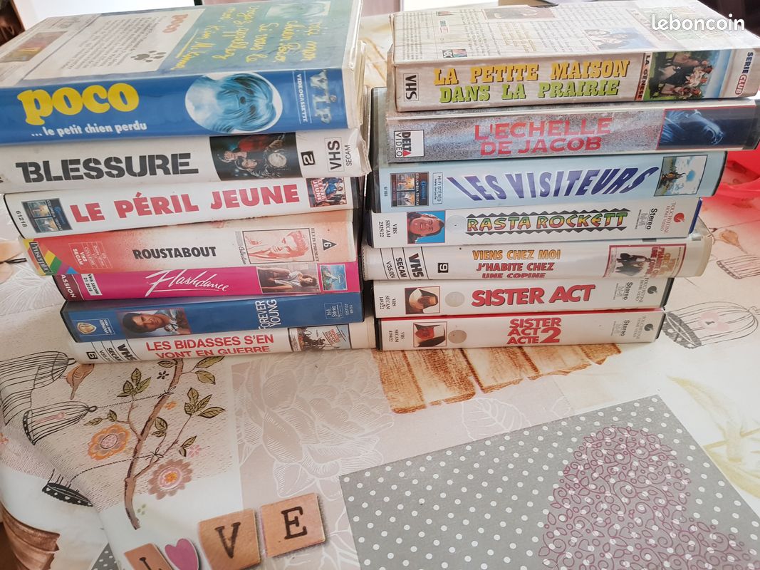 Lot de DVD différents (image 1)