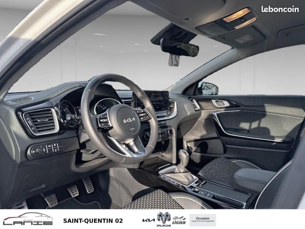 Kia Xceed 1.6 CRDi 136 ch ISG MHEV iBVM6 Active (image 13)