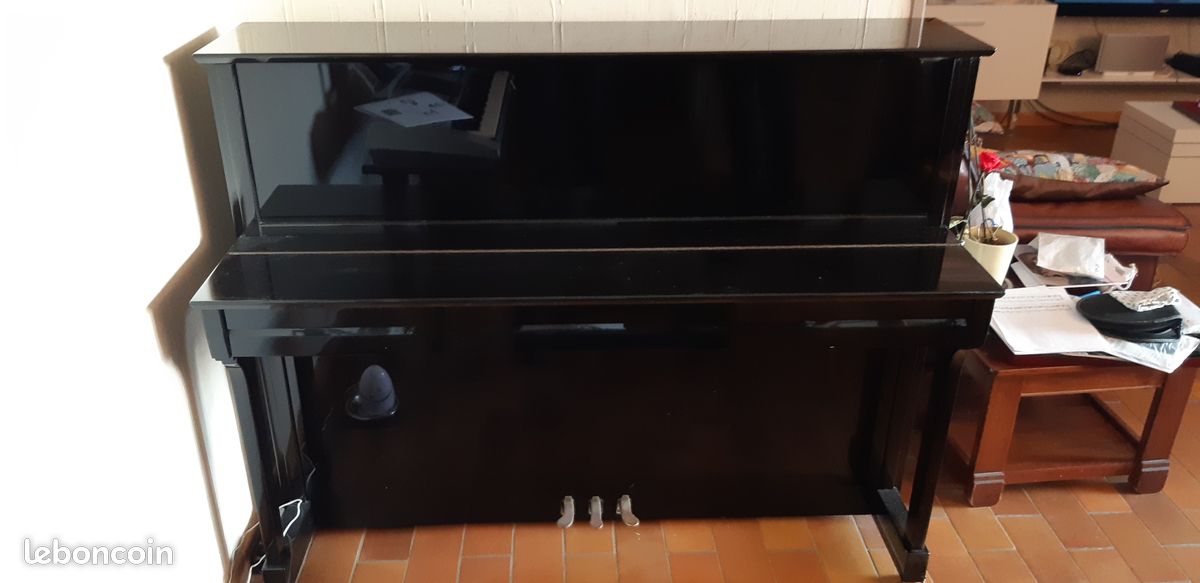 Piano Hoffmann Trend 115 (image 1)