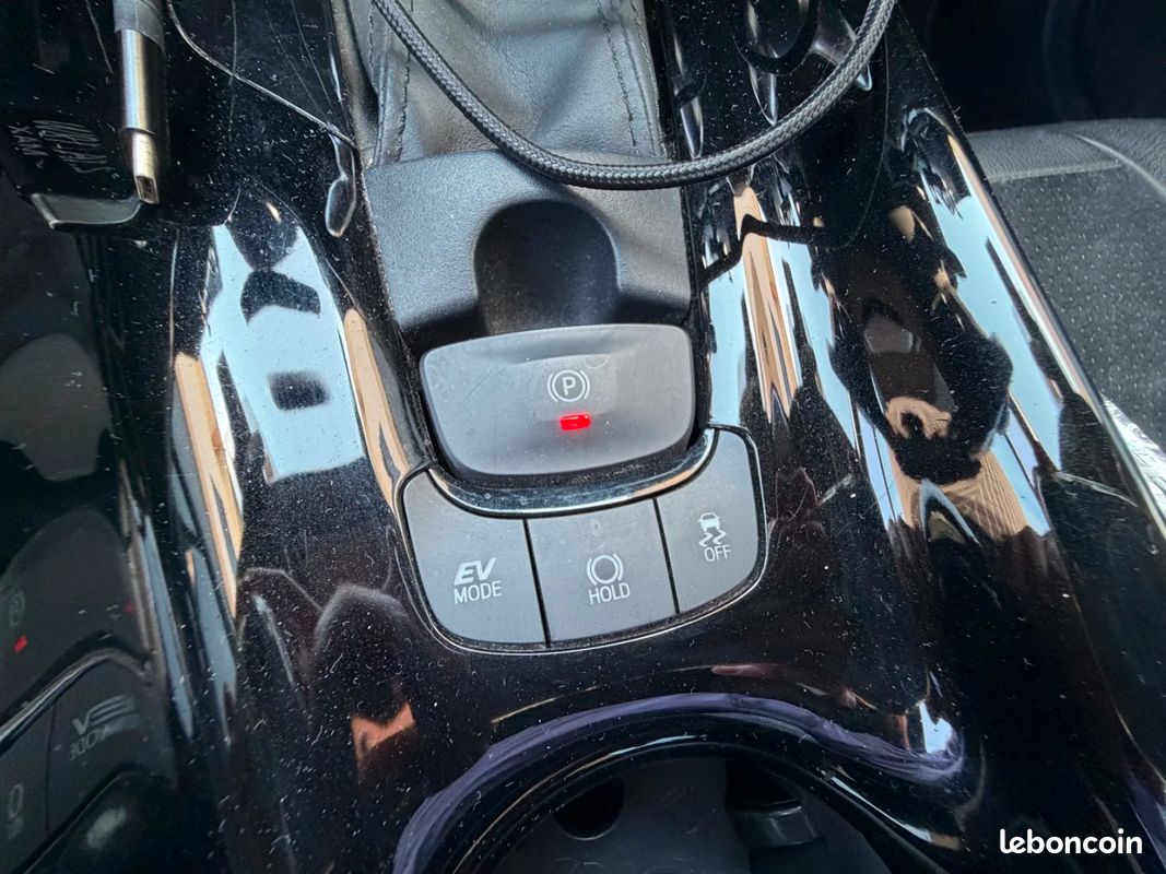 TOYOTA C-HR HYBRIDE PRO RC18 C-HR Pro 122h Collection (image 19)