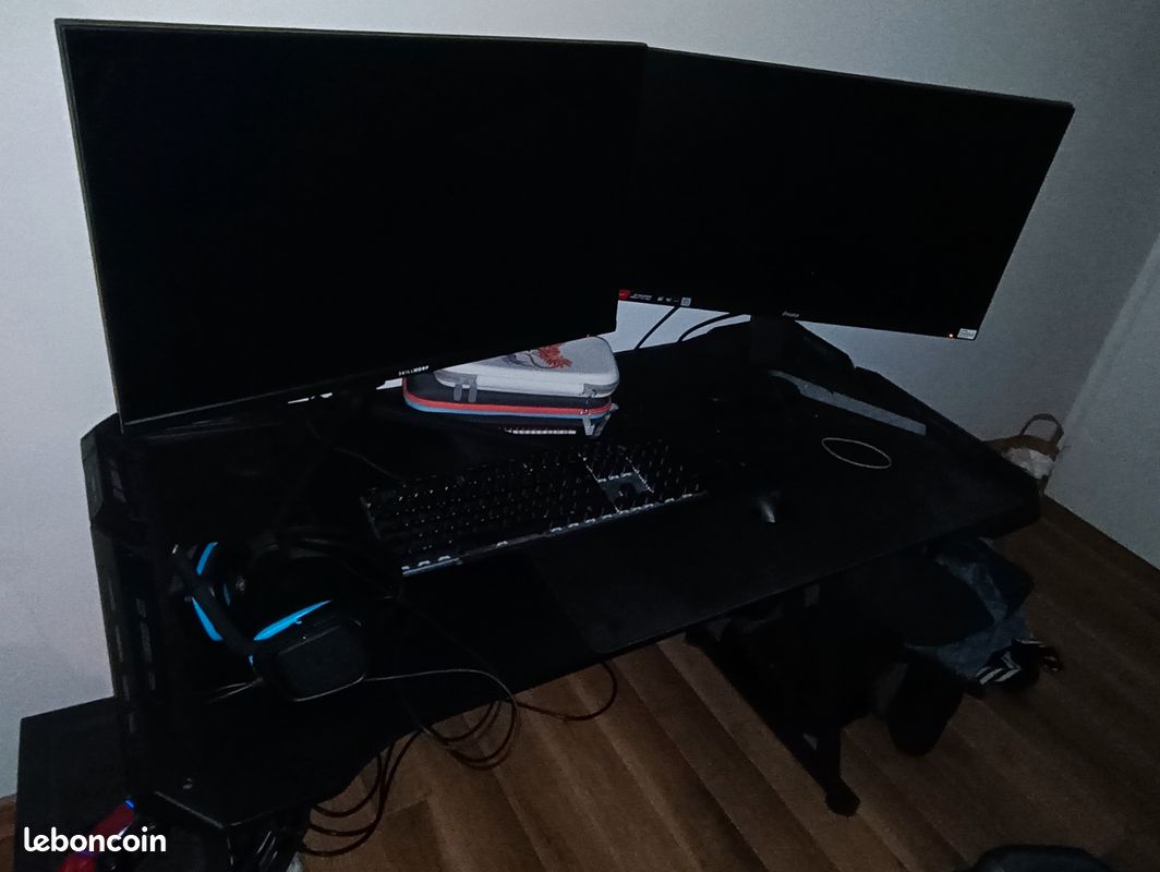 Bureau gamer ordinateur (image 1)