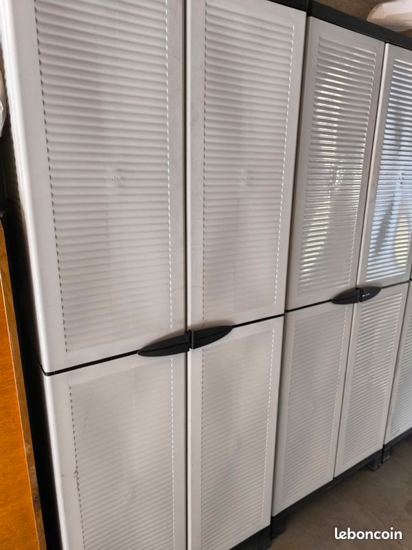 Vends armoire garage gros plastique (image 5)