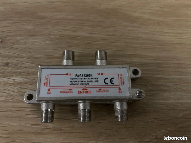 Répartiteur satellite (image 1)