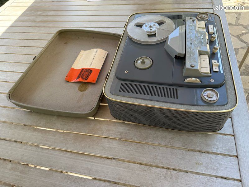 GRUNDIG - CR455 - MAGNETOPHONE LECTEUR DE CASSETTE - TESTE OK
