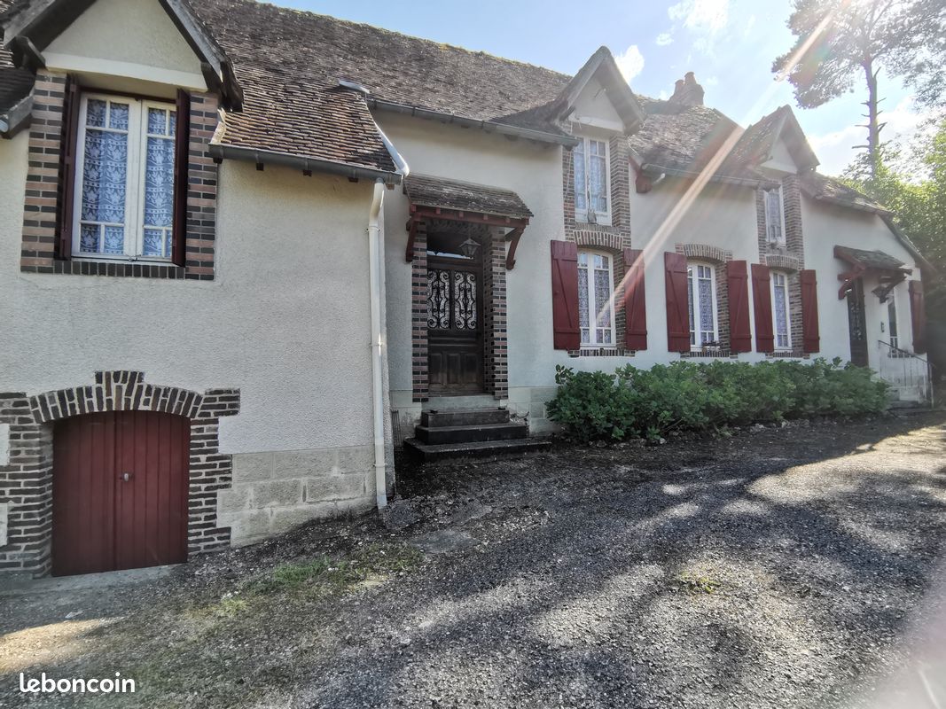 Maison 3 pièces 92 m² · à Montholon · 92 m² · 120 000 €