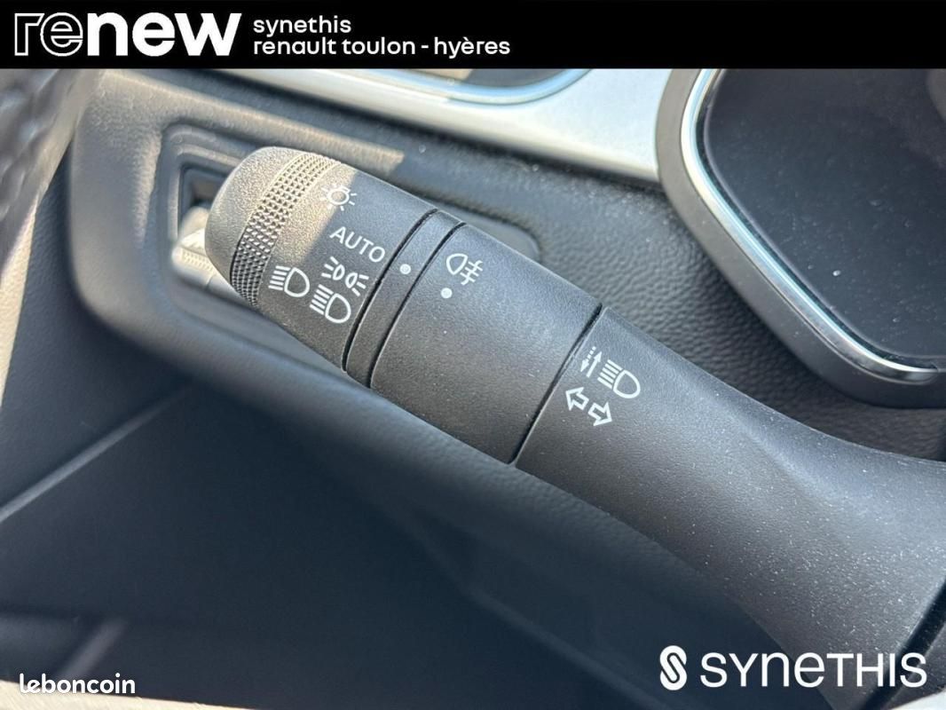Renault Captur E-Tech 145 - 21 Intens (image 21)