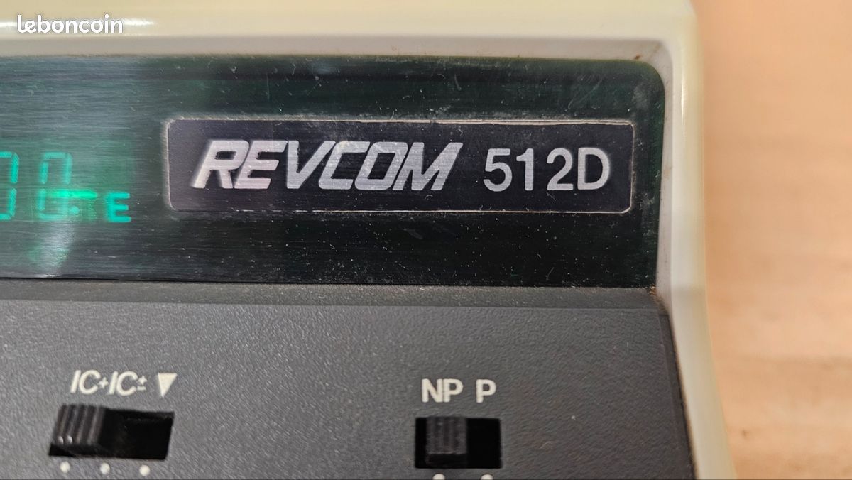 1 grosse calculatrice électrique Vintage sur Gens de Confiance