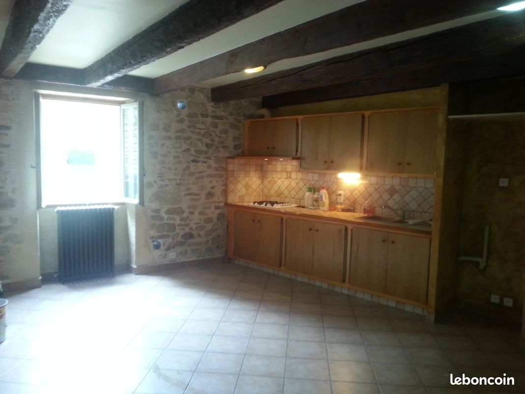 Appartement 1 pièce 42 m² · à Nîmes · 42 m² · 490 €/mois