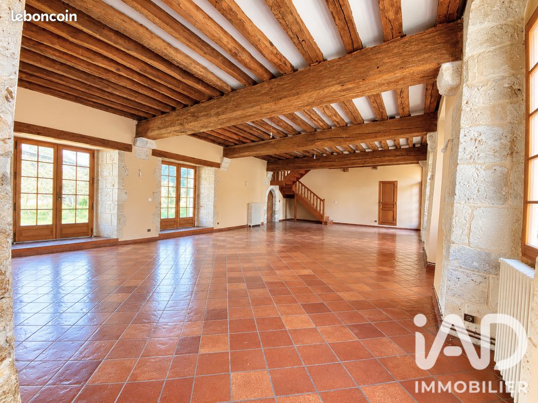Maison 8 pièces 252 m² · à Gallardon · 252 m² · 295 000 €