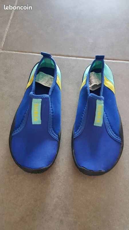 Aquashoes 34-35 Marque Decathlon Subea (image 1)