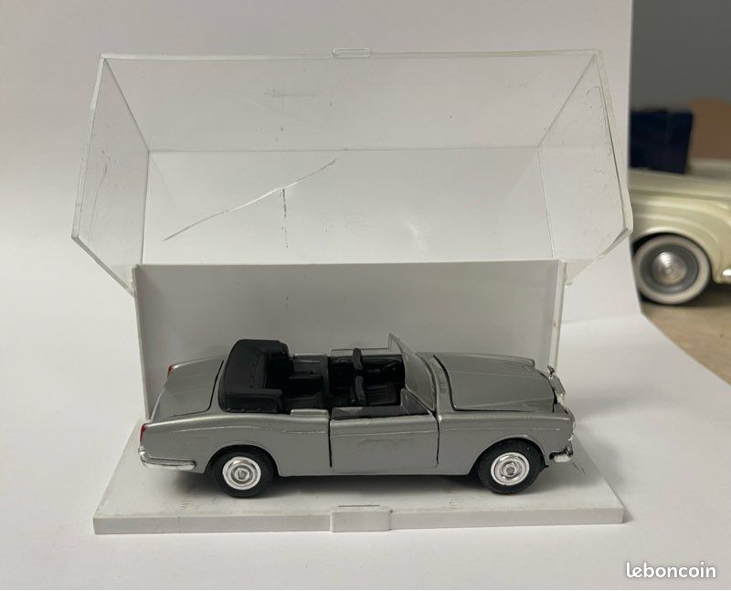 Polistil 1/43 - Rolls Royce Corniche Drophead Coupe grise