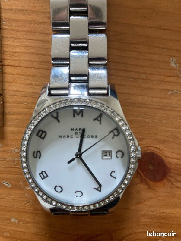 Montre Marc Jacobs femme acier Montres Bijoux