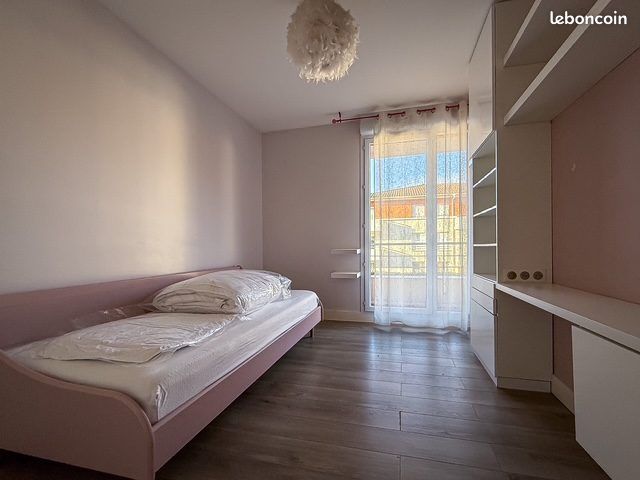 Appartement a louer begles - 4 pièce(s) - 77 m2 - Surfyn