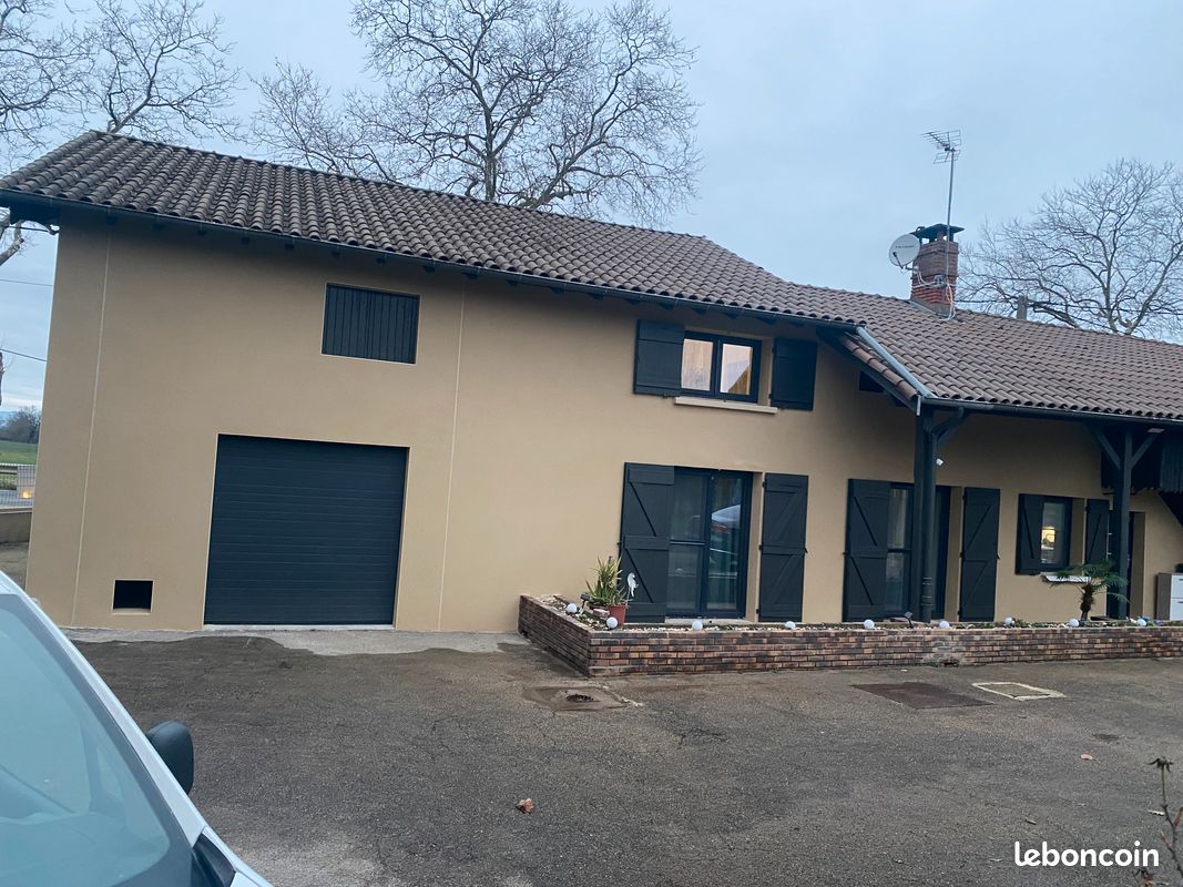 Maison 5 pièces 130 m² · à Châtillon-sur-Chalaronne · 130 m² · 600 000 €