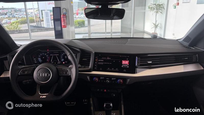 Audi A1 Sportback 35 TFSI 150ch S line S tronic 7 (image 13)