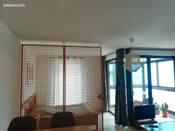 https://img.leboncoin.fr/api/v1/lbcpb1/images/cd/8c/f4/cd8cf4fc7ccd70ae6effb18e3bfb14e039046f2e.jpg?rule=ad-image